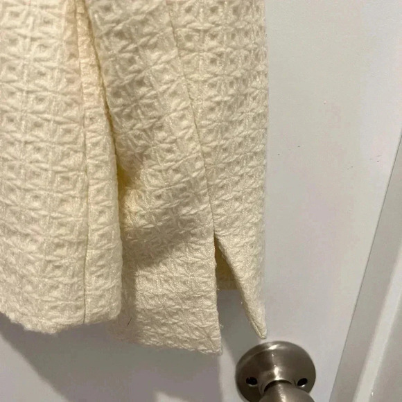 Coldwater Creek Winter White Blazer Like New - Picture 9 of 15